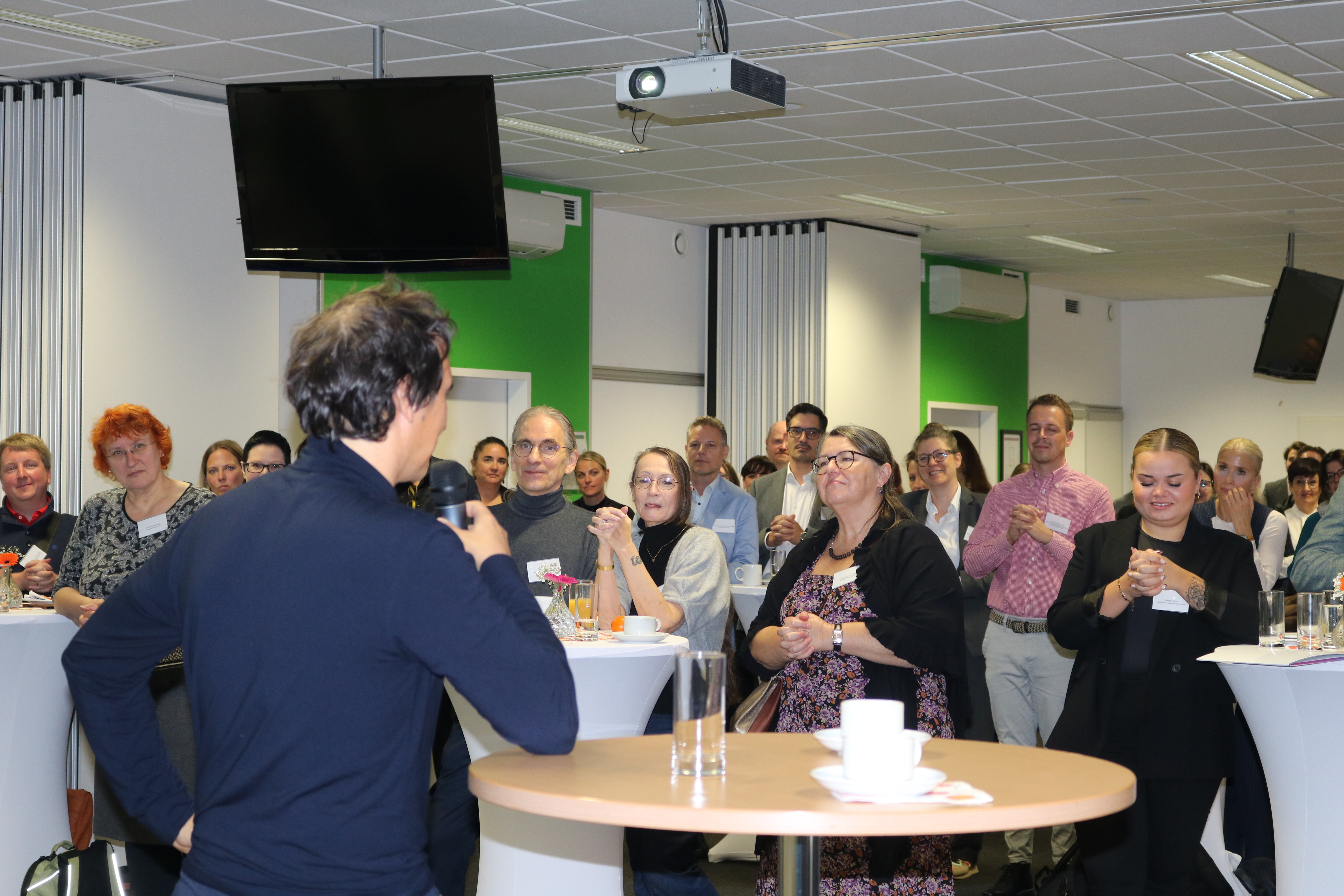 Firmenfr&uuml;hst&uuml;ck in Simmering, Vortag von Dr. Bardia Monshi